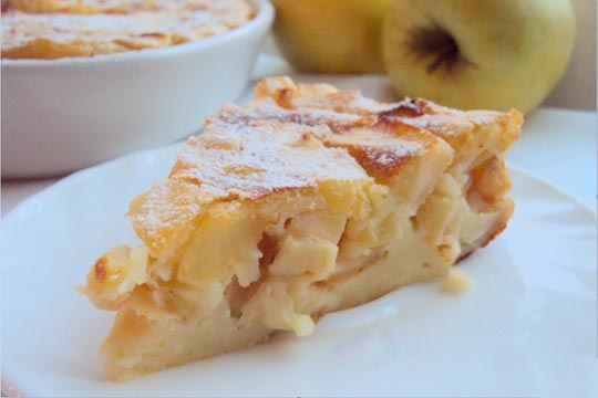 Творожная запеканка с яблоками